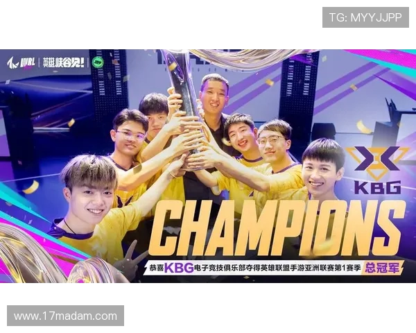 英雄联盟职业赛事激战正酣 各战队角逐总冠军荣耀之巅