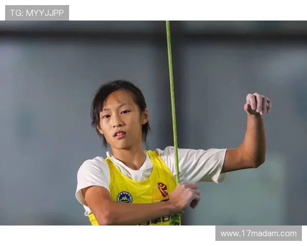 南京滑板队在世界攀岩锦标赛中以81分稳居积分榜首位 南京滑板队在世界攀岩锦标赛中以81分稳居积分榜首位