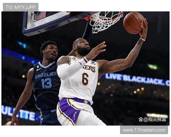 灰熊鏖战湖人巅峰对决双方激烈争夺季后赛关键席位 灰熊鏖战湖人巅峰对决双方激烈争夺季后赛关键席位